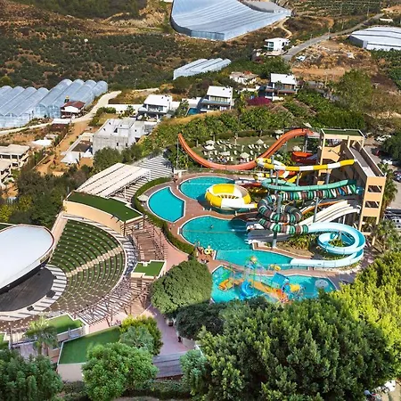 Appartement Goldcity Main Building 2 Bedrooms With Free Aquapark