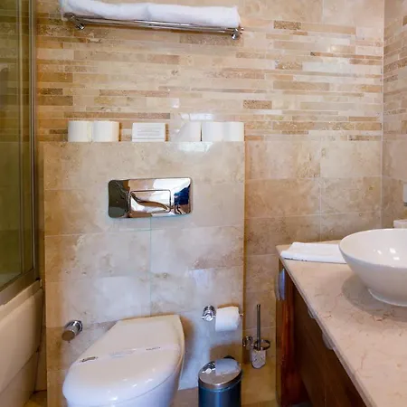 شقة Goldcity Main Building 2 Bedrooms With Free Aquapark ألانيا